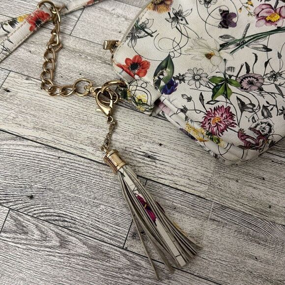 Imoshion Floral Crossbody Bag - Picture 4 of 15